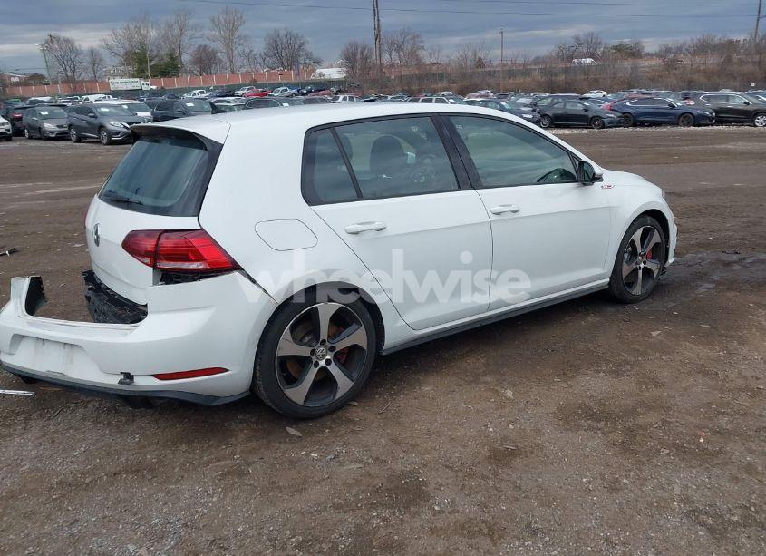 Photo 4 of 2019 Volkswagen Golf GTI 2.0T AUTOBAHN/2.0T RABBIT EDITION/2.0T S/2.0T SE (VIN 3VW5T7AU3KM010736)