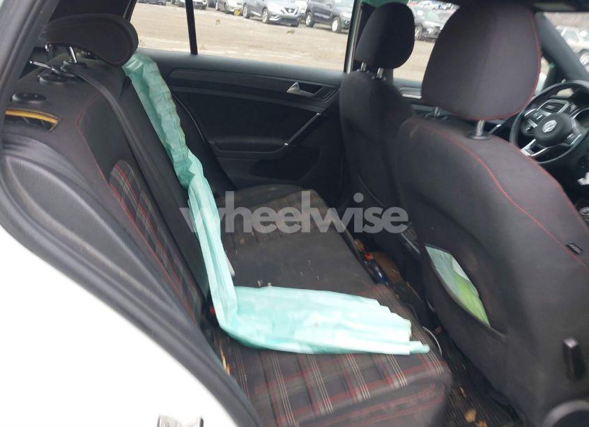 Photo 8 of 2019 Volkswagen Golf GTI 2.0T AUTOBAHN/2.0T RABBIT EDITION/2.0T S/2.0T SE (VIN 3VW5T7AU3KM010736)