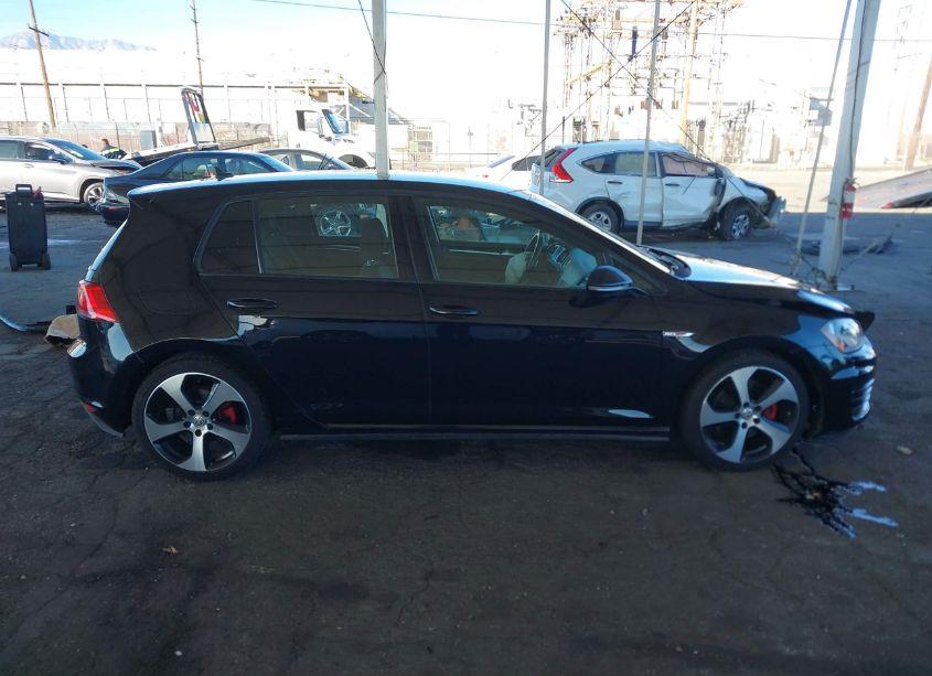 Photo 13 of 2016 Volkswagen Golf GTI S 4-DOOR (VIN 3VW5T7AU4GM028508)