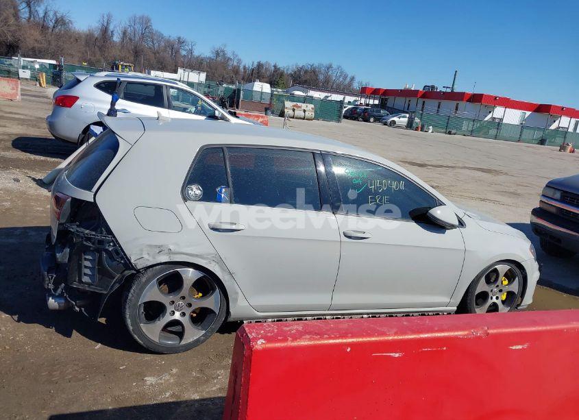 Photo 14 of 2017 Volkswagen Golf GTI AUTOBAHN 4-DOOR/S 4-DOOR/SE 4-DOOR/SPORT 4-DOOR (VIN 3VW5T7AU4HM057802)