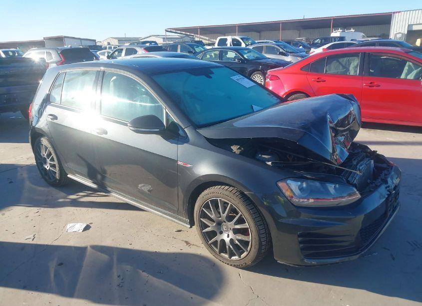 2016 Volkswagen Golf GTI SE 4-DOOR (VIN 3VW5T7AU5GM036715) main photo