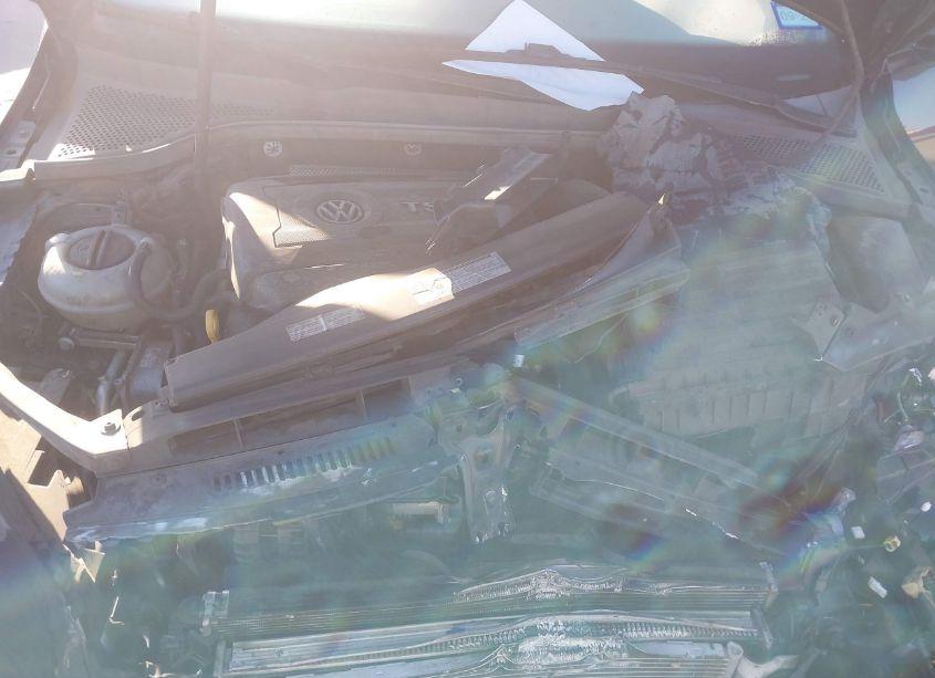 Photo 10 of 2016 Volkswagen Golf GTI SE 4-DOOR (VIN 3VW5T7AU5GM036715)