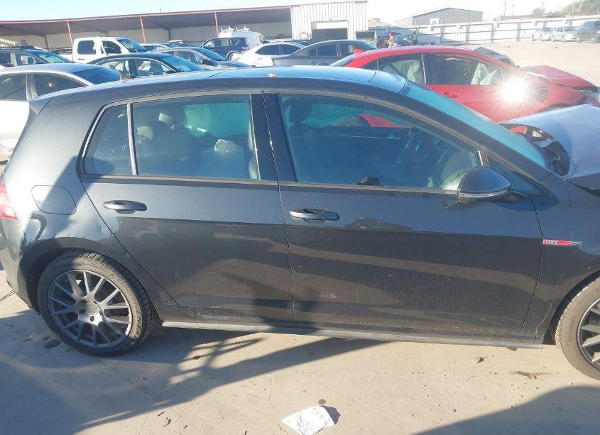 Photo 13 of 2016 Volkswagen Golf GTI SE 4-DOOR (VIN 3VW5T7AU5GM036715)