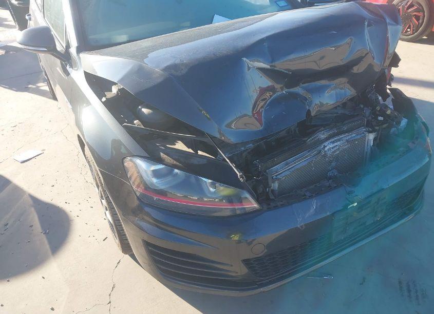 Photo 6 of 2016 Volkswagen Golf GTI SE 4-DOOR (VIN 3VW5T7AU5GM036715)