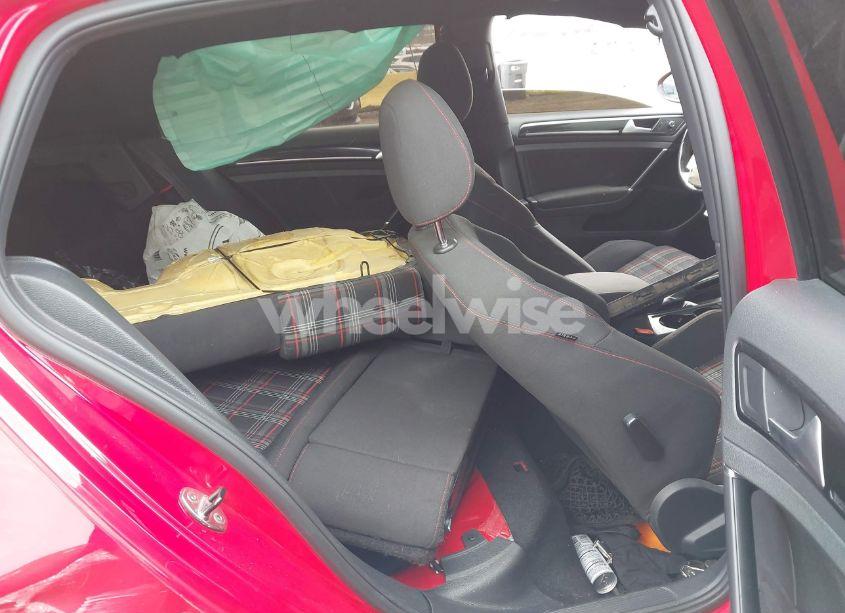 Photo 8 of 2017 Volkswagen Golf GTI S 4-DOOR (VIN 3VW5T7AU5HM009256)