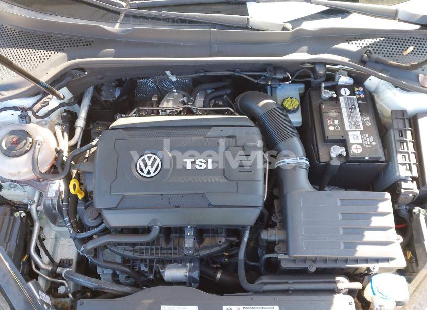 Photo 10 of 2019 Volkswagen Golf GTI 2.0T AUTOBAHN/2.0T RABBIT EDITION/2.0T S/2.0T SE (VIN 3VW5T7AU5KM014903)