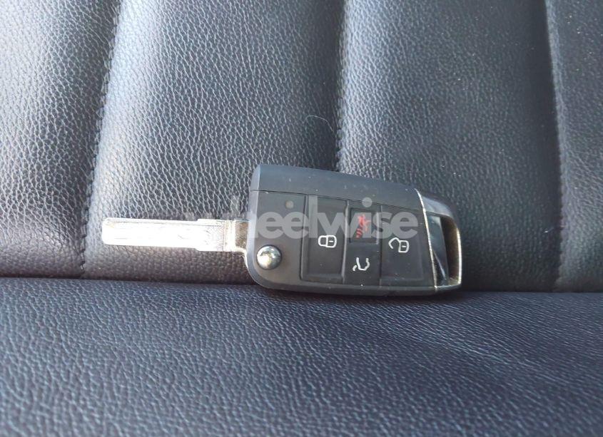 Photo 11 of 2019 Volkswagen Golf GTI 2.0T AUTOBAHN/2.0T RABBIT EDITION/2.0T S/2.0T SE (VIN 3VW5T7AU5KM014903)