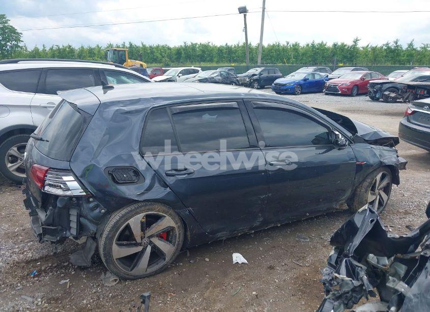Photo 12 of 2019 Volkswagen Golf GTI 2.0T AUTOBAHN/2.0T RABBIT EDITION/2.0T S/2.0T SE (VIN 3VW5T7AU5KM017879)