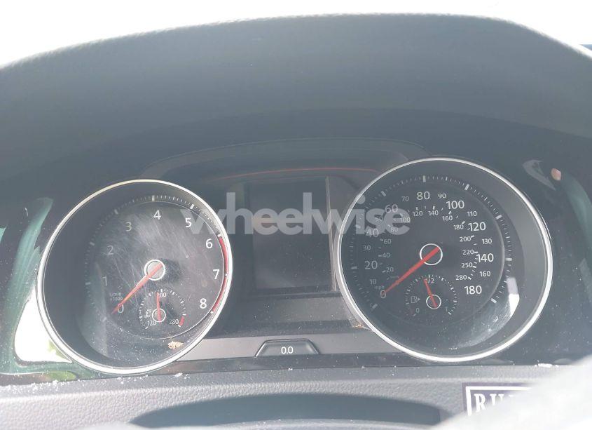 Photo 14 of 2019 Volkswagen Golf GTI 2.0T AUTOBAHN/2.0T RABBIT EDITION/2.0T S/2.0T SE (VIN 3VW5T7AU5KM017879)