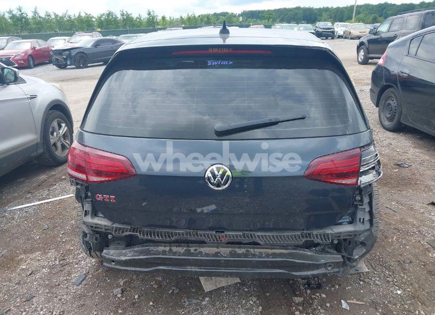 Photo 15 of 2019 Volkswagen Golf GTI 2.0T AUTOBAHN/2.0T RABBIT EDITION/2.0T S/2.0T SE (VIN 3VW5T7AU5KM017879)