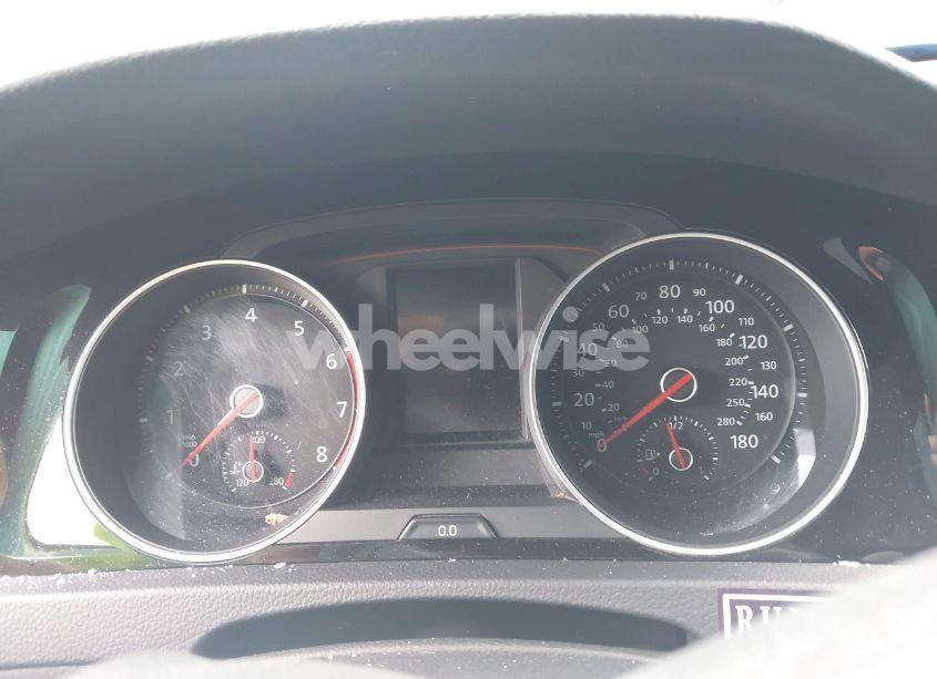 Photo 7 of 2019 Volkswagen Golf GTI 2.0T AUTOBAHN/2.0T RABBIT EDITION/2.0T S/2.0T SE (VIN 3VW5T7AU5KM017879)