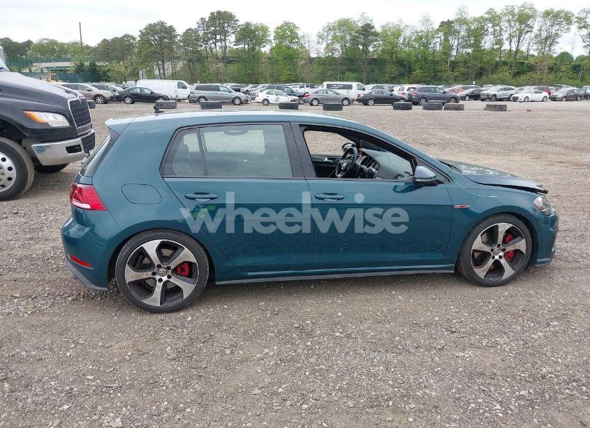 Photo 13 of 2019 Volkswagen Golf GTI 2.0T AUTOBAHN/2.0T RABBIT EDITION/2.0T S/2.0T SE (VIN 3VW5T7AU5KM025738)