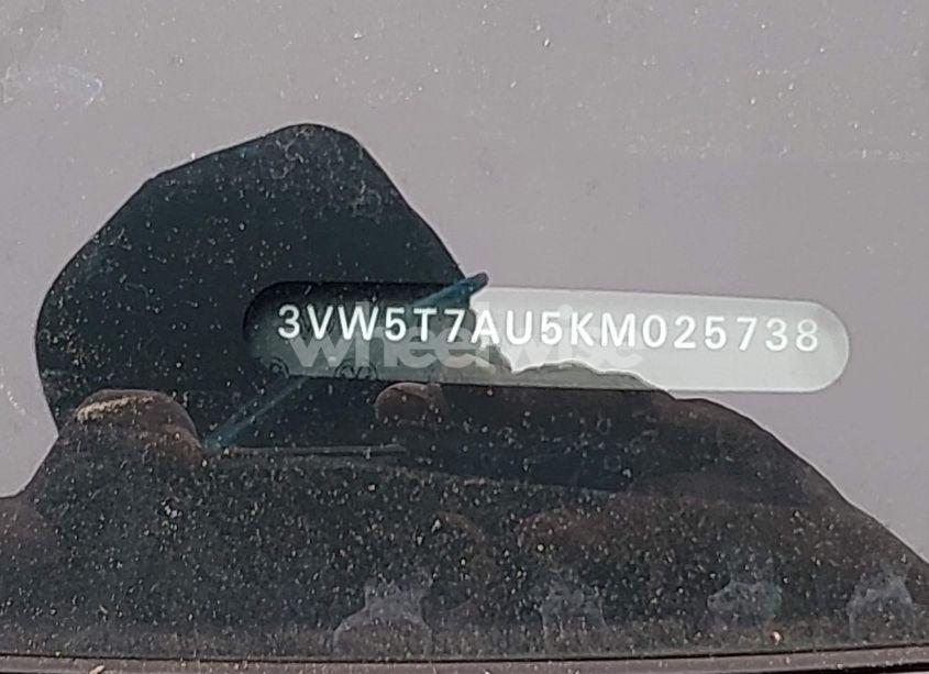 Photo 17 of 2019 Volkswagen Golf GTI 2.0T AUTOBAHN/2.0T RABBIT EDITION/2.0T S/2.0T SE (VIN 3VW5T7AU5KM025738)