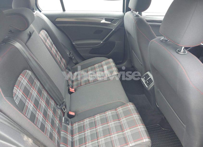 Photo 8 of 2019 Volkswagen Golf GTI 2.0T AUTOBAHN/2.0T RABBIT EDITION/2.0T S/2.0T SE (VIN 3VW5T7AU5KM025738)