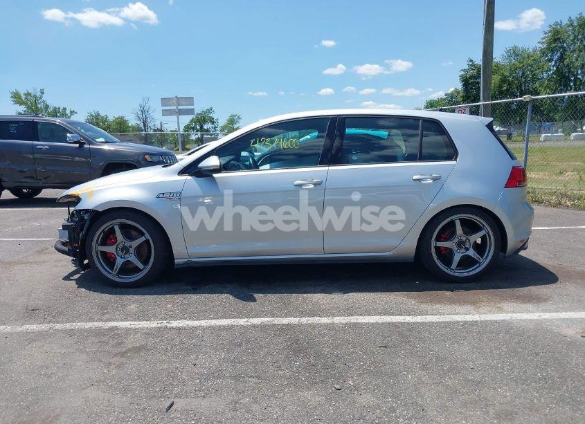 Photo 14 of 2015 Volkswagen Golf GTI 2.0T AUTOBAHN 4-DOOR (VIN 3VW5T7AU6FM007772)