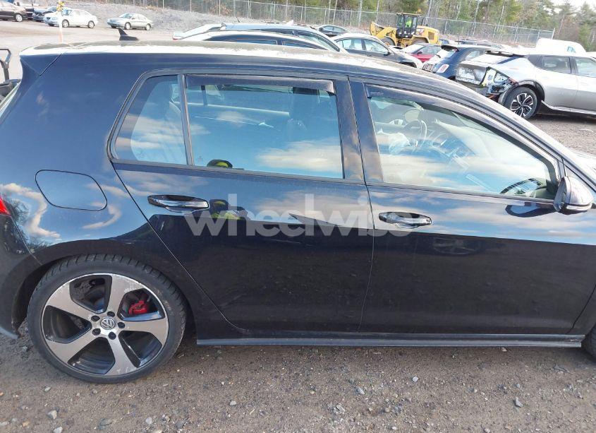 Photo 13 of 2015 Volkswagen Golf GTI 2.0T S 4-DOOR (VIN 3VW5T7AU6FM010980)