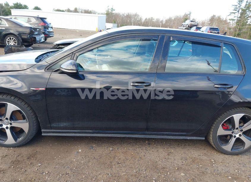 Photo 14 of 2015 Volkswagen Golf GTI 2.0T S 4-DOOR (VIN 3VW5T7AU6FM010980)