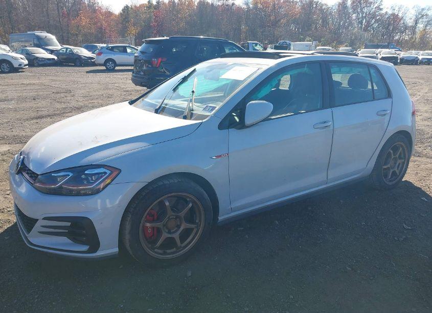 Photo 2 of 2019 Volkswagen Golf GTI 2.0T AUTOBAHN/2.0T RABBIT EDITION/2.0T S/2.0T SE (VIN 3VW5T7AU6KM010343)