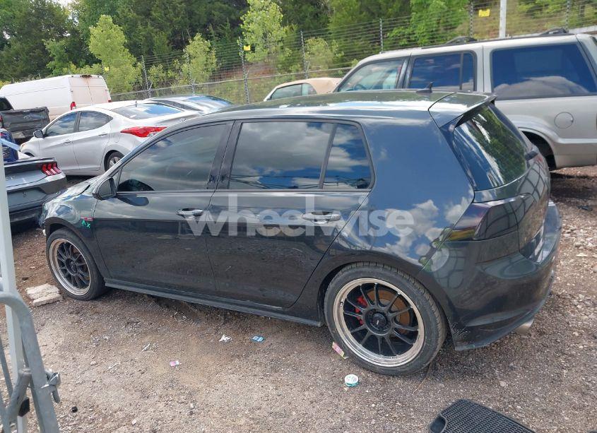 Photo 14 of 2015 Volkswagen Golf GTI 2.0T S 4-DOOR (VIN 3VW5T7AU8FM024377)