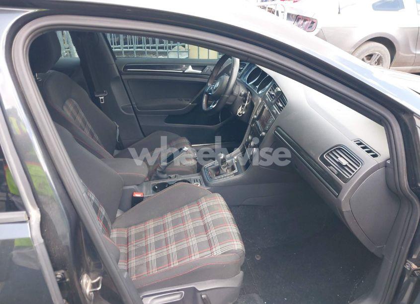 Photo 5 of 2015 Volkswagen Golf GTI 2.0T S 4-DOOR (VIN 3VW5T7AU8FM024377)