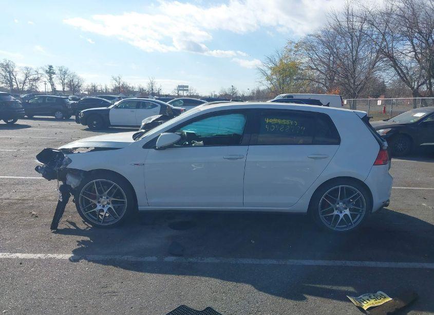 Photo 14 of 2016 Volkswagen Golf GTI S 4-DOOR (VIN 3VW5T7AU8GM053718)