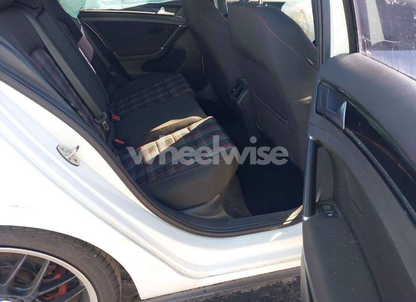 Photo 8 of 2017 Volkswagen Golf GTI AUTOBAHN 4-DOOR/S 4-DOOR/SE 4-DOOR/SPORT 4-DOOR (VIN 3VW5T7AU8HM063747)