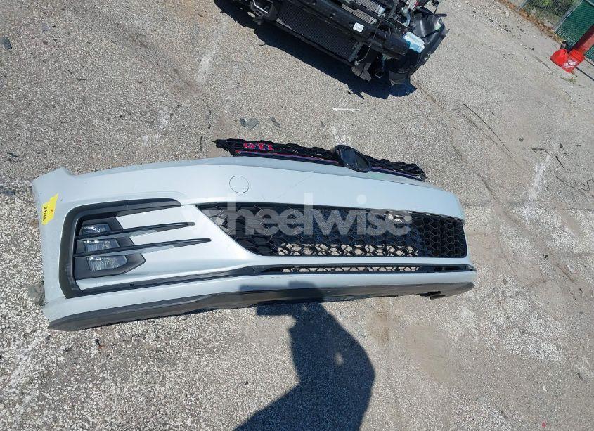 Photo 19 of 2019 Volkswagen Golf GTI 2.0T AUTOBAHN/2.0T RABBIT EDITION/2.0T S/2.0T SE (VIN 3VW5T7AU8KM038287)