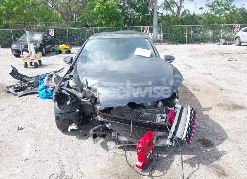 Photo 6 of 2015 Volkswagen Golf GTI 2.0T SE 4-DOOR (VIN 3VW5T7AU9FM002386)