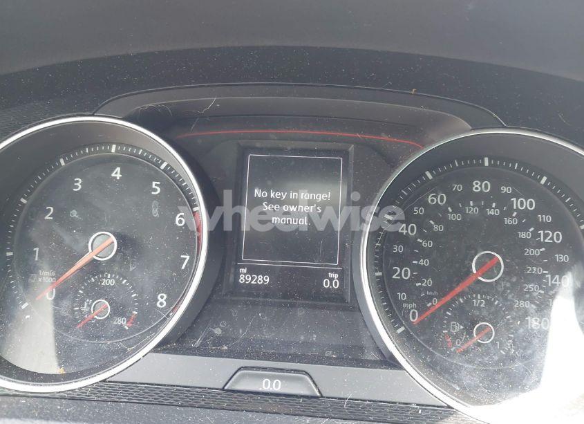 Photo 7 of 2015 Volkswagen Golf GTI 2.0T SE 4-DOOR (VIN 3VW5T7AU9FM002386)