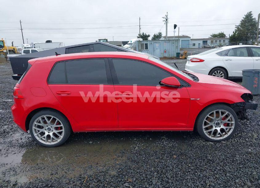 Photo 13 of 2017 Volkswagen Golf GTI AUTOBAHN 4-DOOR/S 4-DOOR/SE 4-DOOR/SPORT 4-DOOR (VIN 3VW5T7AU9HM030871)