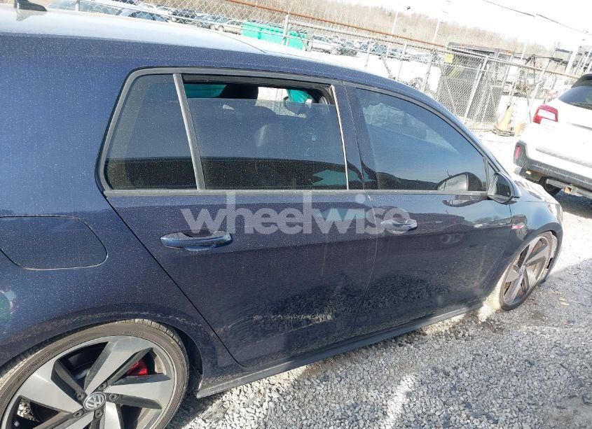 Photo 12 of 2019 Volkswagen Golf GTI 2.0T AUTOBAHN/2.0T RABBIT EDITION/2.0T S/2.0T SE (VIN 3VW5T7AU9KM031316)