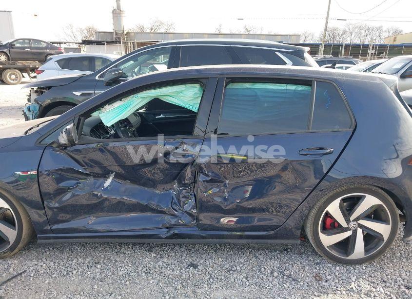 Photo 13 of 2019 Volkswagen Golf GTI 2.0T AUTOBAHN/2.0T RABBIT EDITION/2.0T S/2.0T SE (VIN 3VW5T7AU9KM031316)