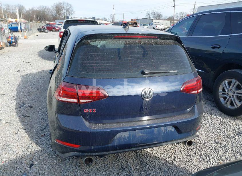 Photo 15 of 2019 Volkswagen Golf GTI 2.0T AUTOBAHN/2.0T RABBIT EDITION/2.0T S/2.0T SE (VIN 3VW5T7AU9KM031316)