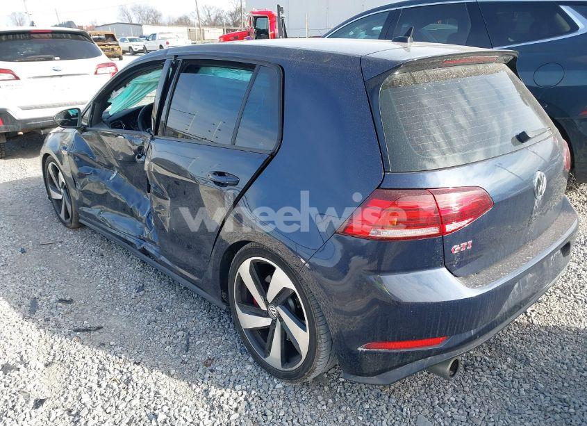 Photo 3 of 2019 Volkswagen Golf GTI 2.0T AUTOBAHN/2.0T RABBIT EDITION/2.0T S/2.0T SE (VIN 3VW5T7AU9KM031316)