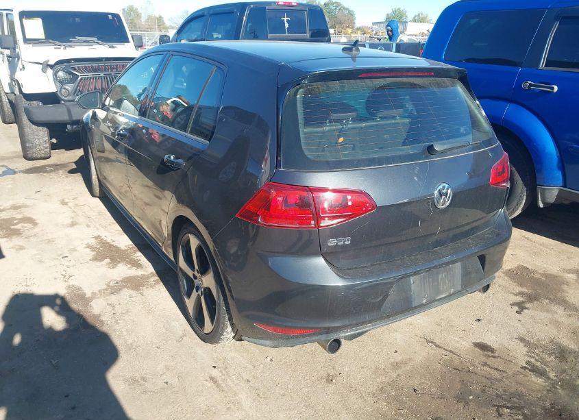 Photo 3 of 2015 Volkswagen Golf GTI 2.0T SE 4-DOOR (VIN 3VW5T7AUXFM001053)