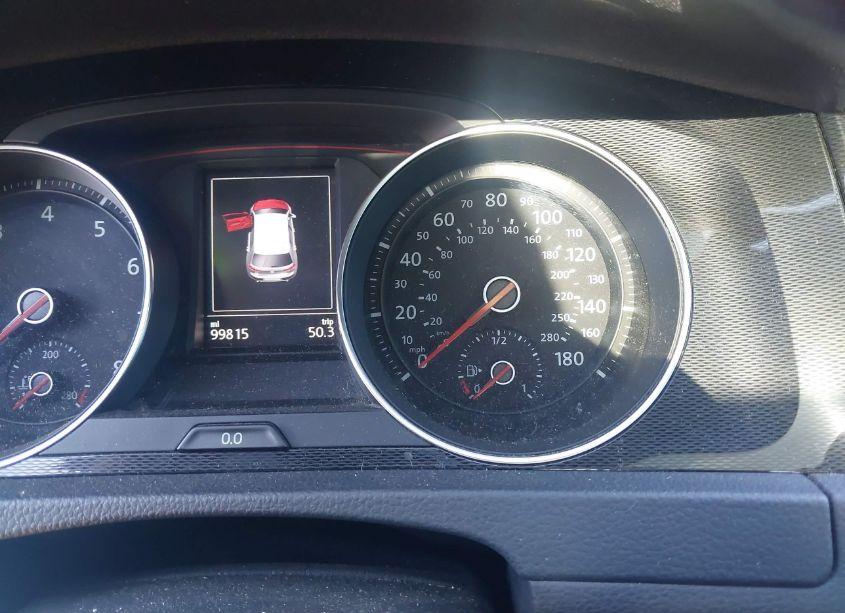 Photo 7 of 2015 Volkswagen Golf GTI 2.0T SE 4-DOOR (VIN 3VW5T7AUXFM001053)