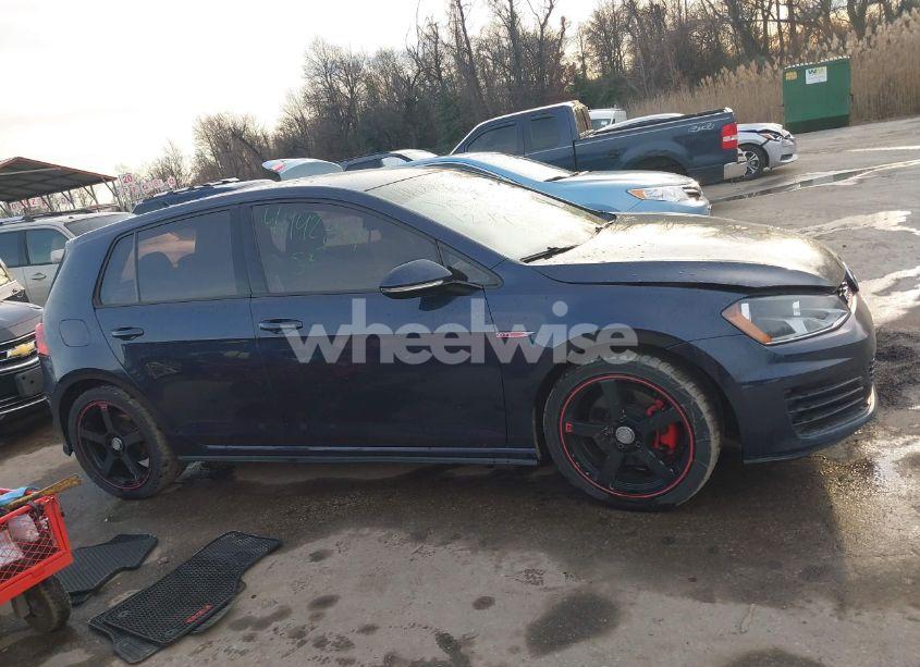 Photo 13 of 2016 Volkswagen Golf GTI S 4-DOOR (VIN 3VW5T7AUXGM044020)