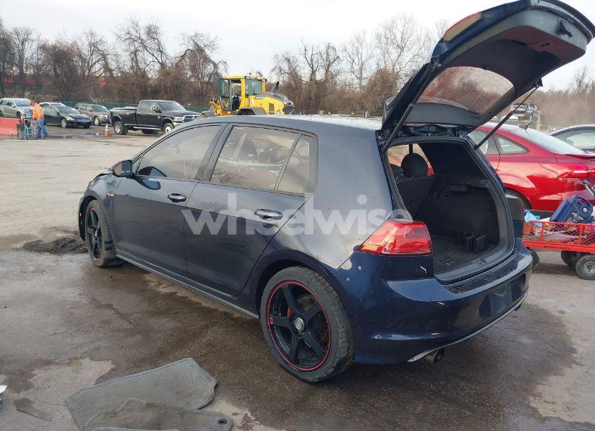 Photo 3 of 2016 Volkswagen Golf GTI S 4-DOOR (VIN 3VW5T7AUXGM044020)