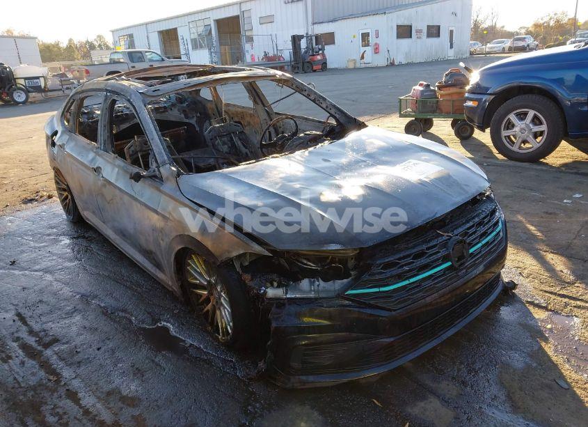 2019 Volkswagen Jetta GLI 2.0T 35TH ANNIVERSARY EDITION/2.0T AUTOBAHN/2.0T S (VIN 3VW5T7BU3KM150090) main photo