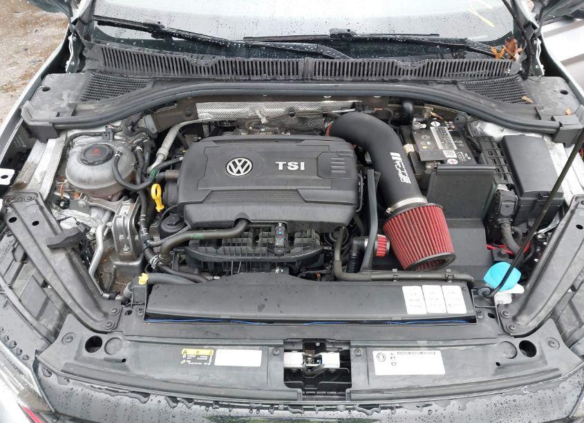 Photo 10 of 2019 Volkswagen Jetta GLI 2.0T 35TH ANNIVERSARY EDITION/2.0T AUTOBAHN/2.0T S (VIN 3VW5T7BU5KM239062)