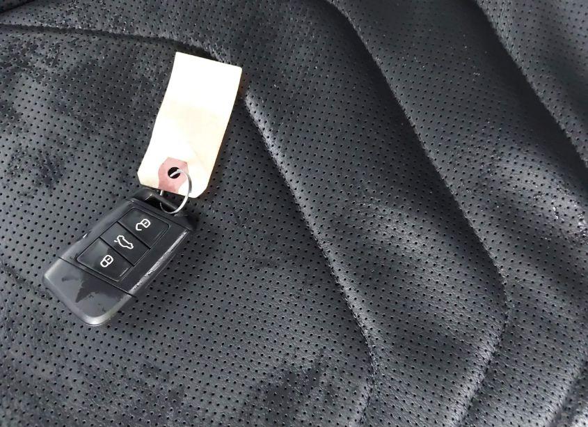 Photo 11 of 2019 Volkswagen Jetta GLI 2.0T 35TH ANNIVERSARY EDITION/2.0T AUTOBAHN/2.0T S (VIN 3VW5T7BU5KM239062)