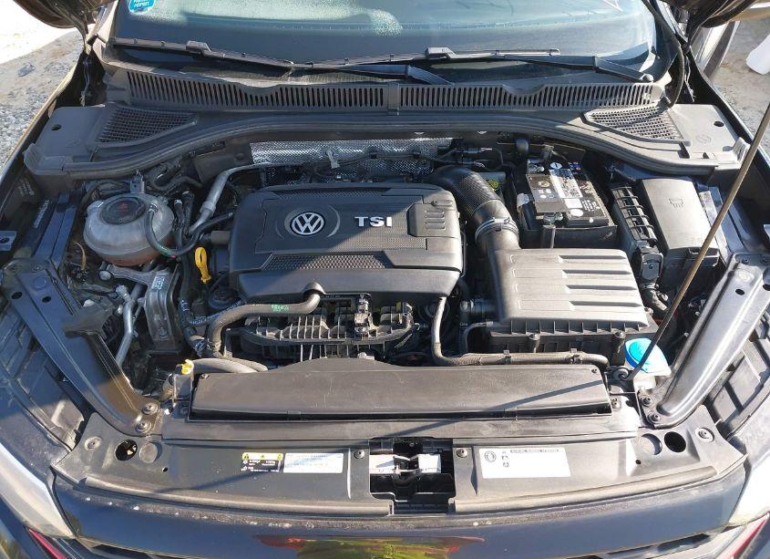 Photo 10 of 2019 Volkswagen Jetta GLI 2.0T 35TH ANNIVERSARY EDITION/2.0T AUTOBAHN/2.0T S (VIN 3VW5T7BU8KM182677)