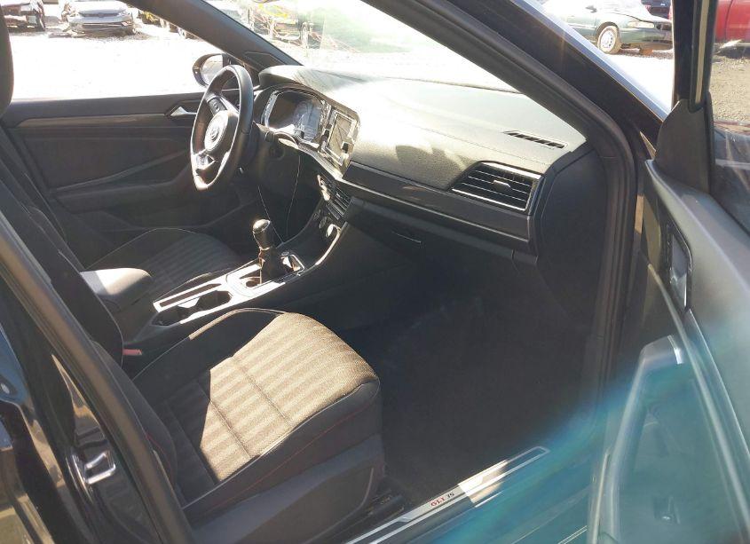 Photo 5 of 2019 Volkswagen Jetta GLI 2.0T 35TH ANNIVERSARY EDITION/2.0T AUTOBAHN/2.0T S (VIN 3VW5T7BU8KM182677)