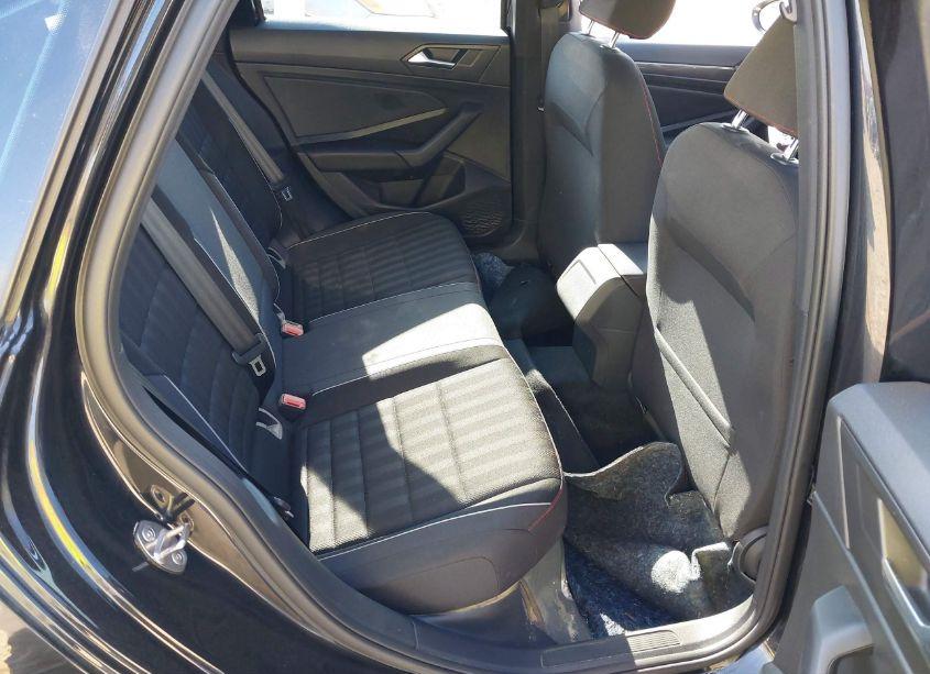 Photo 8 of 2019 Volkswagen Jetta GLI 2.0T 35TH ANNIVERSARY EDITION/2.0T AUTOBAHN/2.0T S (VIN 3VW5T7BU8KM182677)