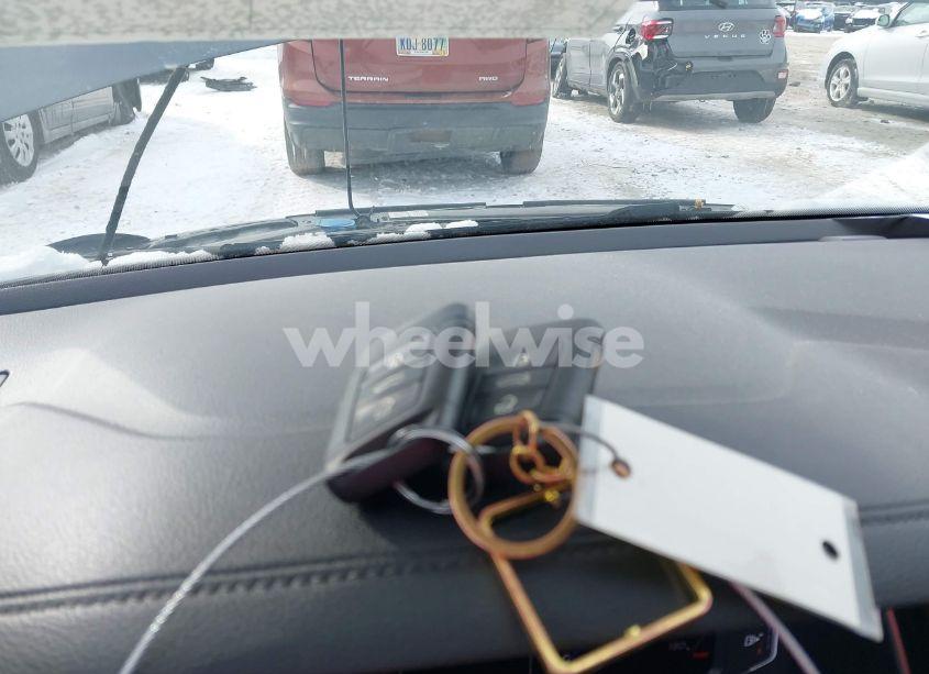 Photo 11 of 2019 Volkswagen Jetta GLI 2.0T 35TH ANNIVERSARY EDITION/2.0T AUTOBAHN/2.0T S (VIN 3VW5T7BUXKM255127)