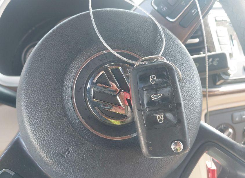 Photo 11 of 2013 Volkswagen Beetle 2.5L (VIN 3VW5X7AT3DM825341)