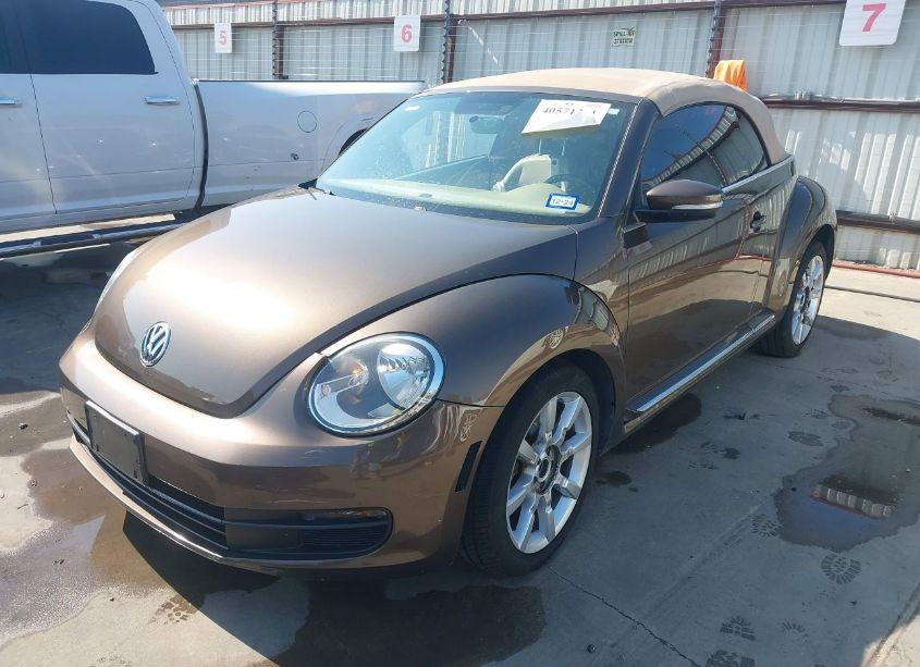 Photo 2 of 2013 Volkswagen Beetle 2.5L (VIN 3VW5X7AT3DM825341)