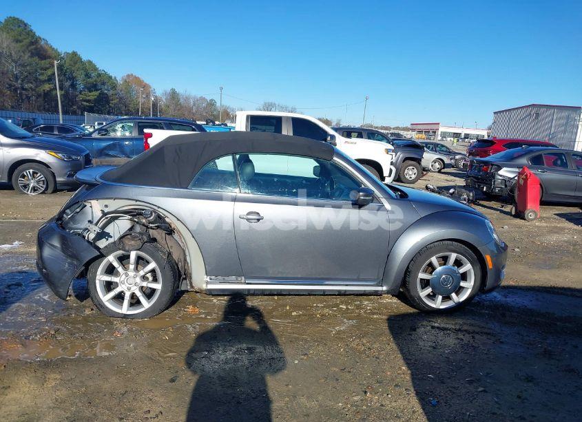 Photo 14 of 2013 Volkswagen Beetle 2.5L (VIN 3VW5X7AT6DM828394)