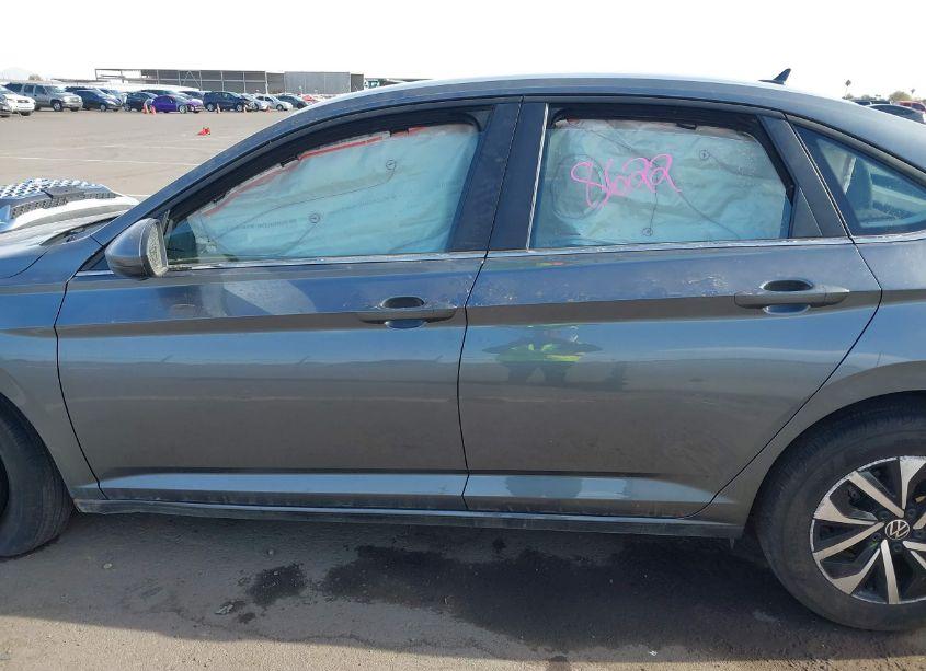 Photo 13 of 2025 Volkswagen Jetta 1.5T S (VIN 3VW5X7BU0SM017761)