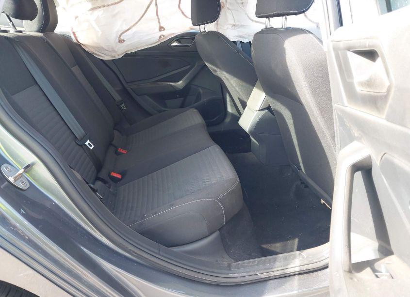 Photo 8 of 2025 Volkswagen Jetta 1.5T S (VIN 3VW5X7BU0SM017761)